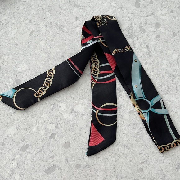 2/$30 🚨Twilly/Twillies/bandeau/scarf- accessory - bags, neck, arm, hair!!! - Picture 3 of 5